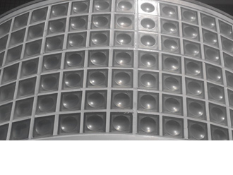 �K���X�u���b�N�ւ̎{�H��