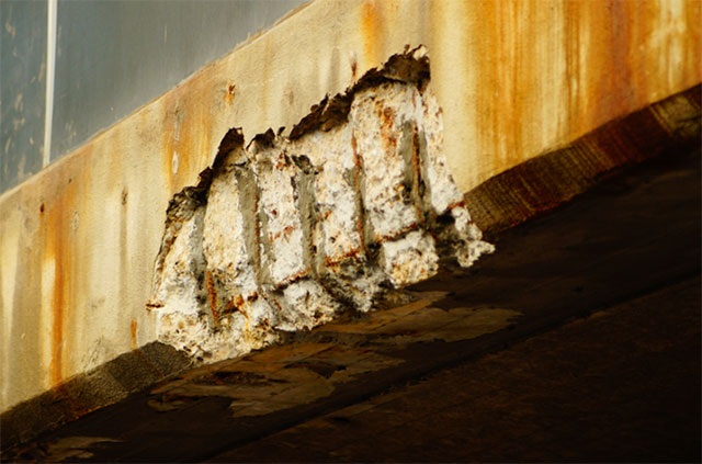 ���H�ɂ��R���N���[�g���ꕔ��������PC�R���N���[�g���ʐ^