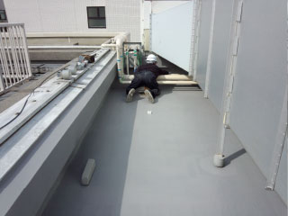 �����E�𕨑����ꏊ�ł̎{�H�ʐ^��2