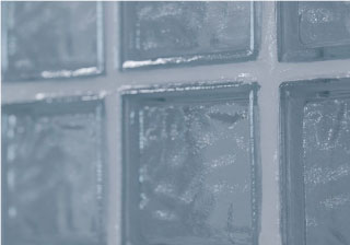 �K���X�u���b�N�ɃX�J�C�R�[�gW��h�z�����d�オ��