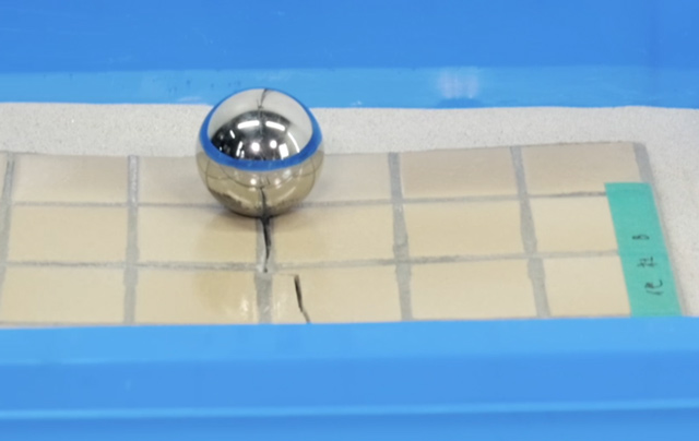 �^�C���n�ɐZ����������B��h�z�������̂ɍ|���𗎉��������ʐ^